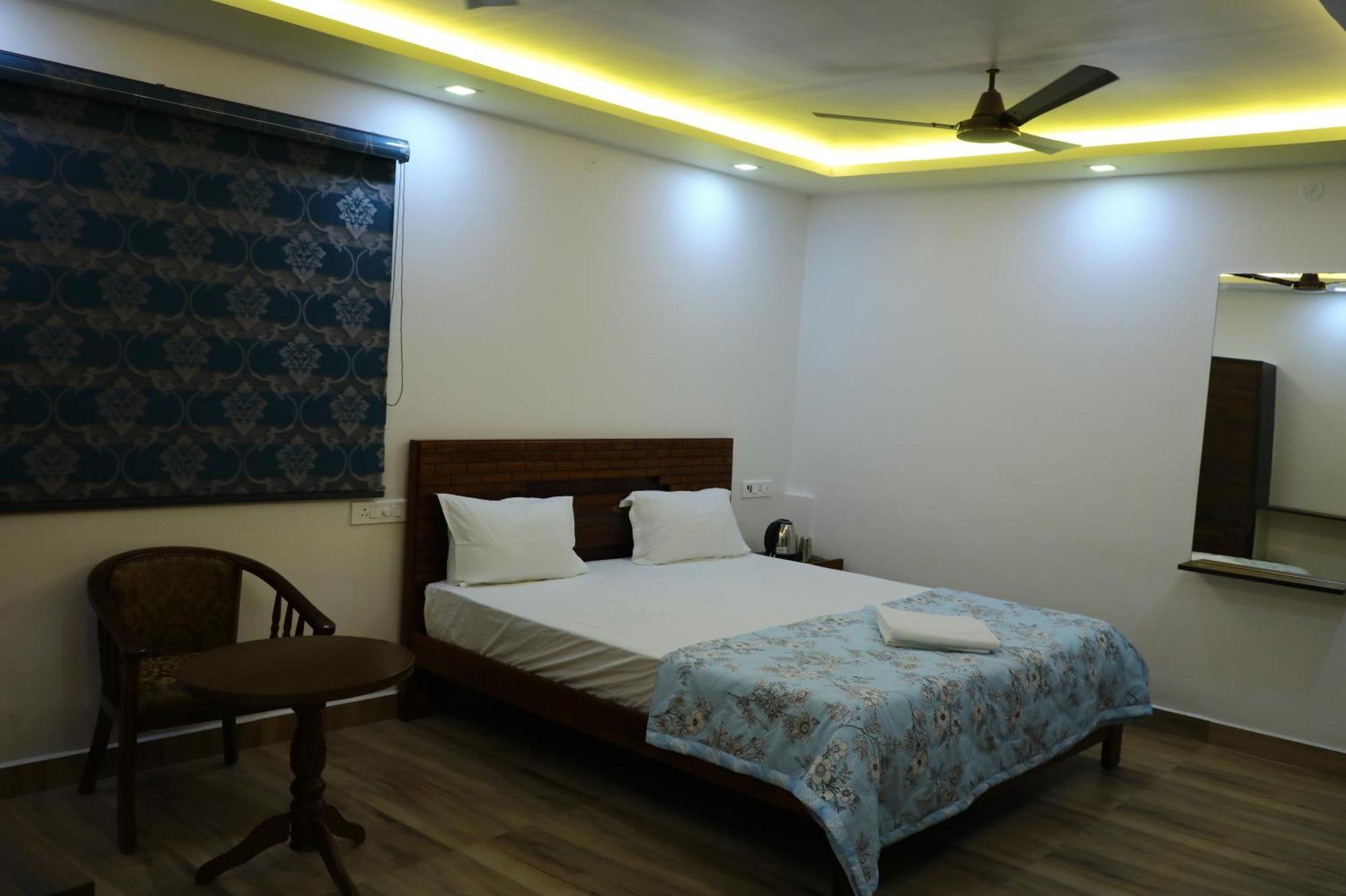Jp Residency Hotel Yelagiri Exterior foto