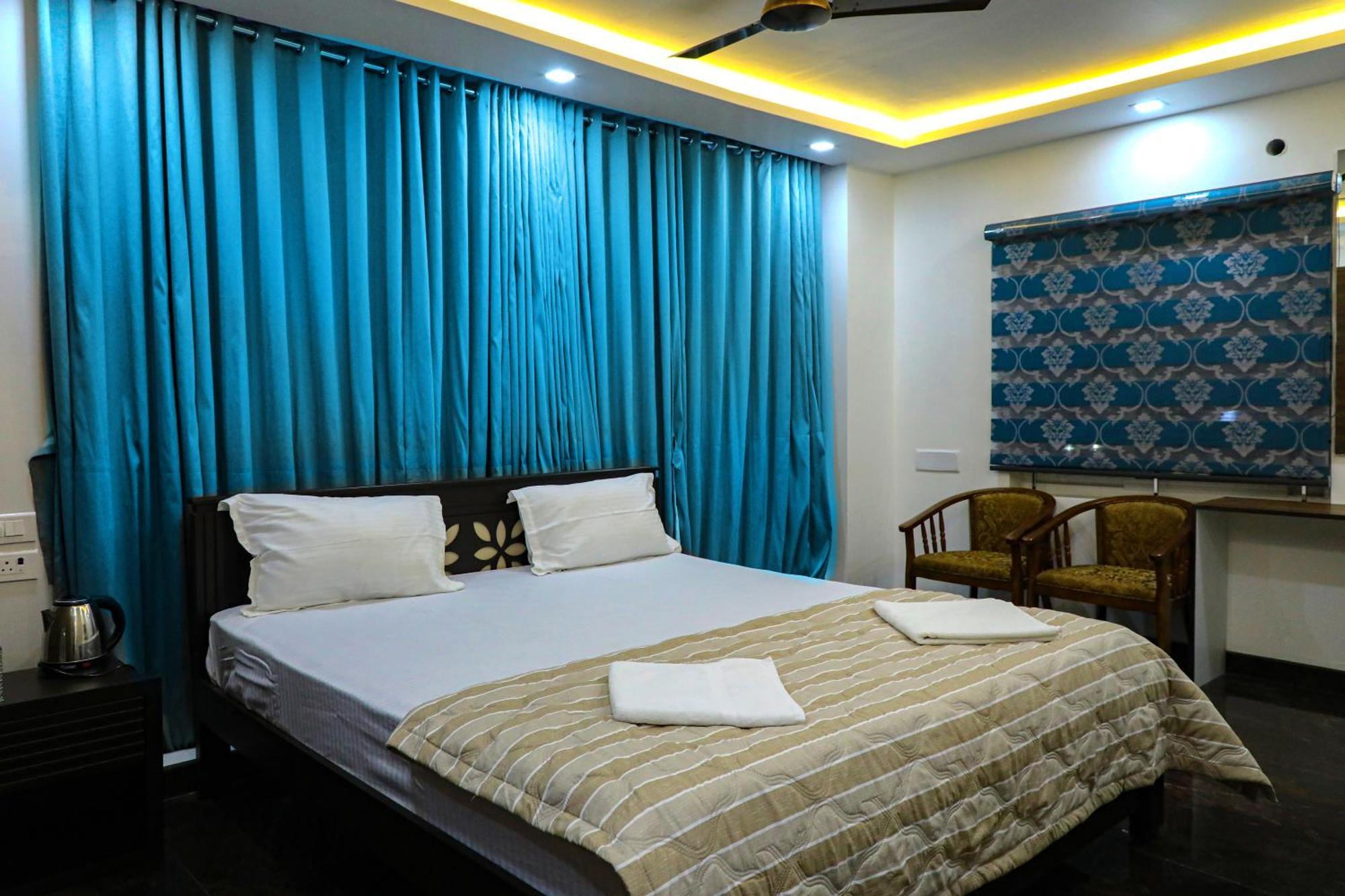 Jp Residency Hotel Yelagiri Exterior foto